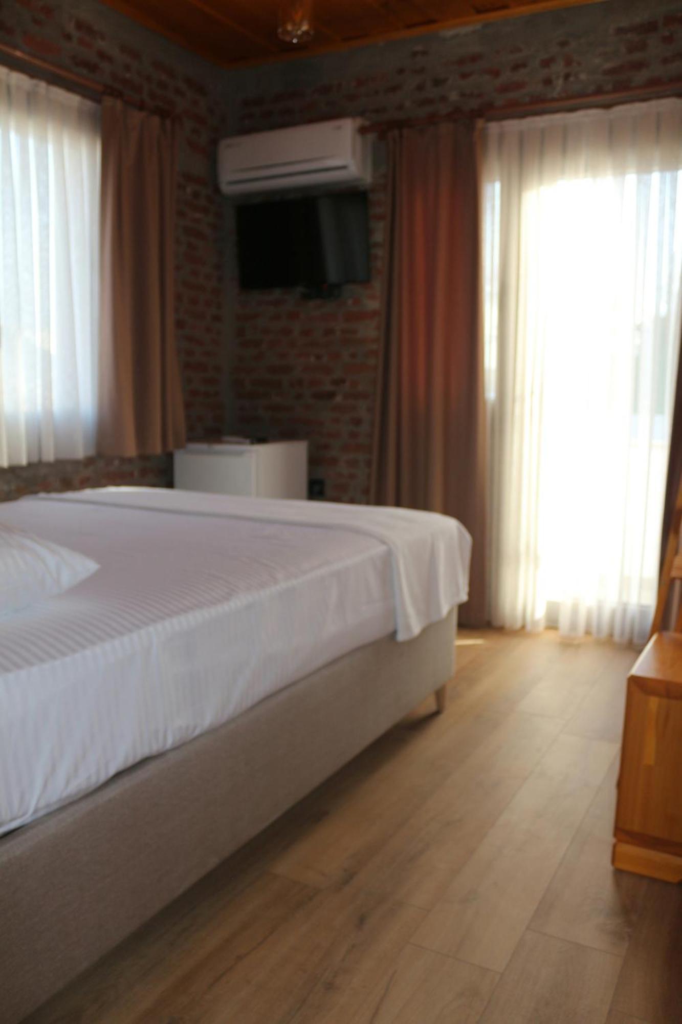 Moj Dom Kuecuekkoey Hotel Exterior photo